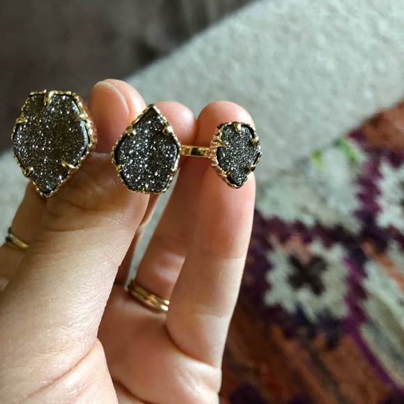 Kendra Scott ring - Picture 2 of 6